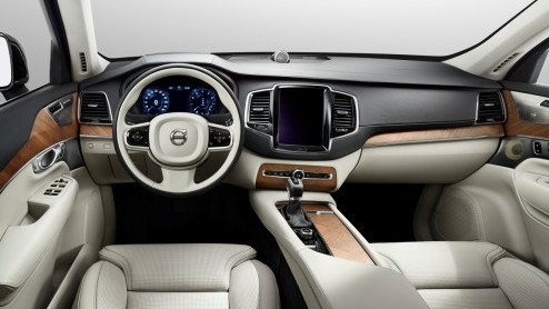 Blik op interieur nieuwe Volvo XC90, die eind augustus officieel wordt gepresenteerd.
