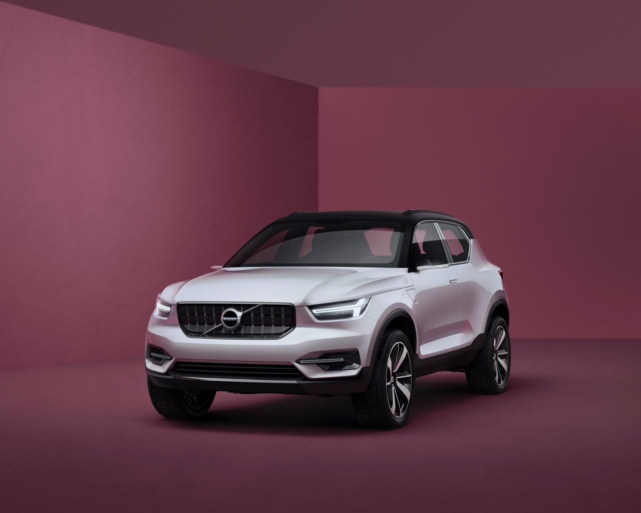 Volvo presenteert 40.1 en 40.2 Concept Cars als voorbode van de nieuwe 40 modelserie, met onder meer een S40, V40 en XC40.