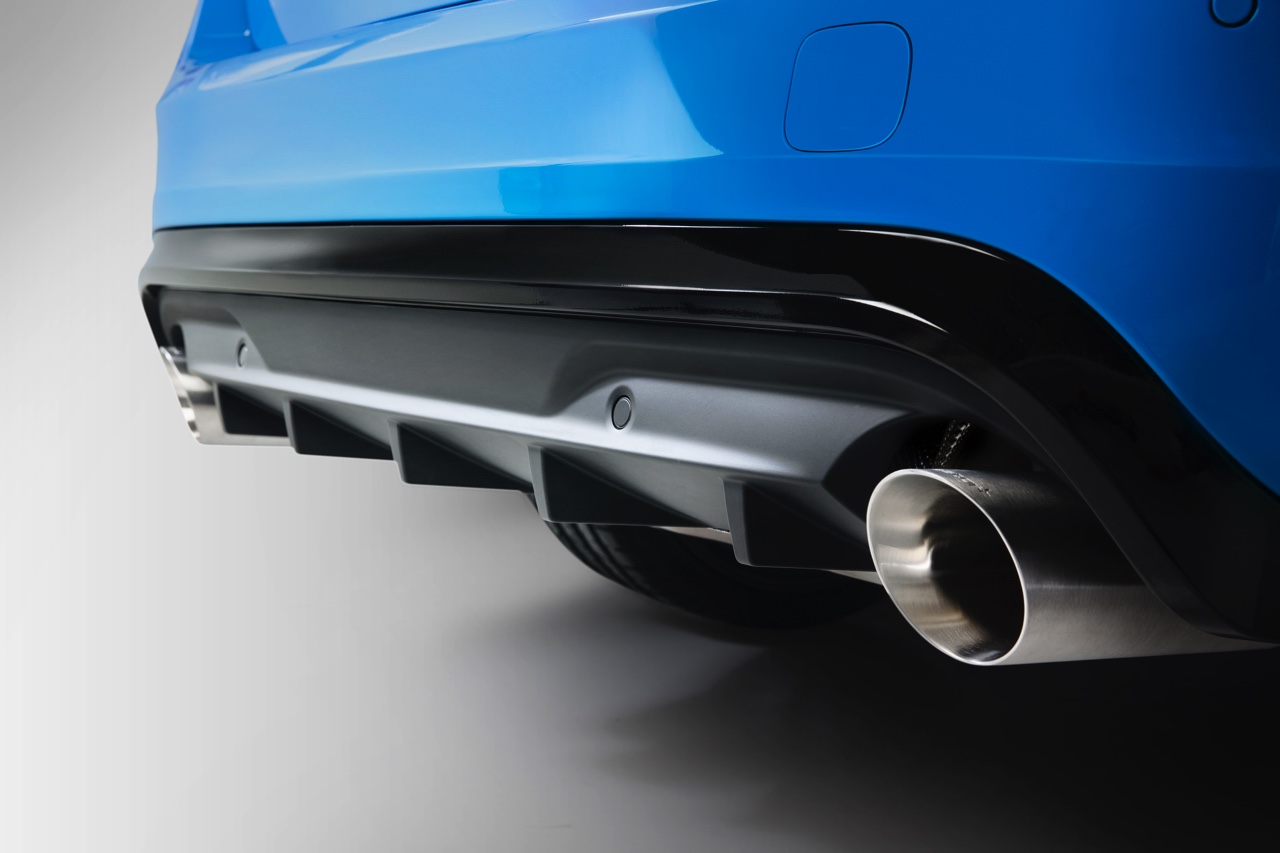 Volvo presenteert de nieuwe S60 en V60 Polestar met 2.0 liter viercilinder. Het 2017-model gaat aan de bak met 367 pk, minder gewicht en een achttrapsautomaat.