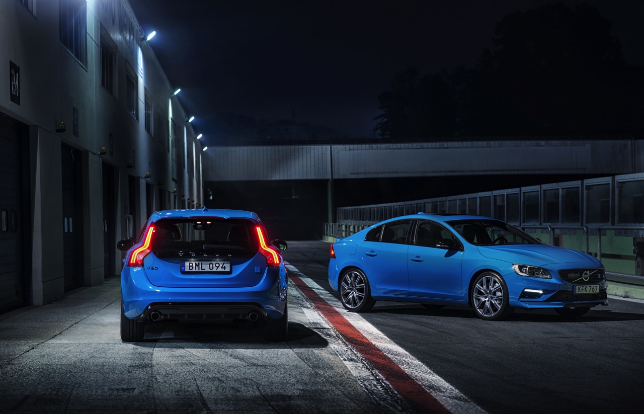 Volvo presenteert de nieuwe S60 en V60 Polestar met 2.0 liter viercilinder. Het 2017-model gaat aan de bak met 367 pk, minder gewicht en een achttrapsautomaat.