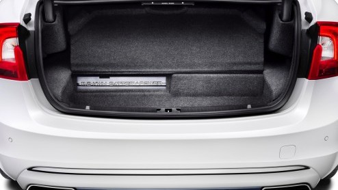 Volvo S60L Petrol Plug-in Hybrid Concept voor China met 2.0 liter DRIVE-E motor en achttrapsautomaat.