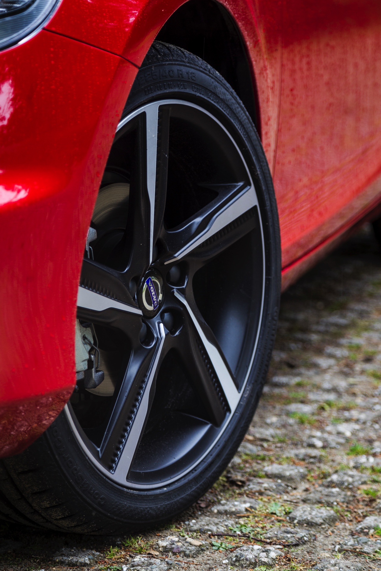 Autotest Volvo V40 D2 Sport, de nieuwe 2.0 liter DRIVE-E diesel met 120 pk en 280 Nm die de V40 in aanmerking laat komen voor 14% bijtelling.