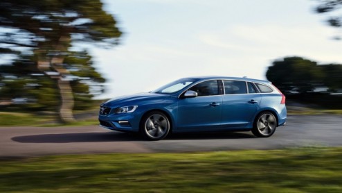 Volvo V60 gekozen tot Zakenauto van het Jaar 2015. Daarmee scoort de populaire Estate opnieuw zakelijk succes.