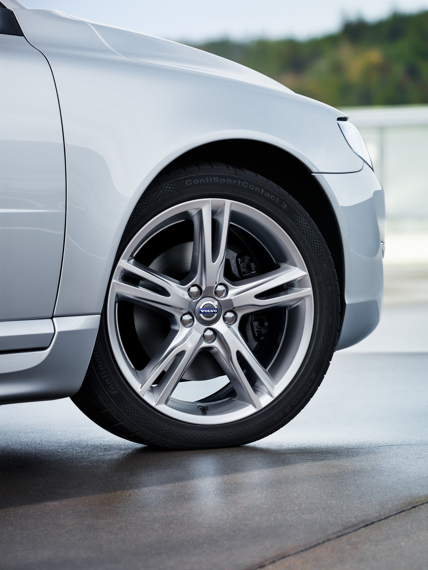 Volvo zwaait de V70 en XC70 uit met nieuwe Drive-E motoren en de Classic, Dynamic en Inscription Editions.