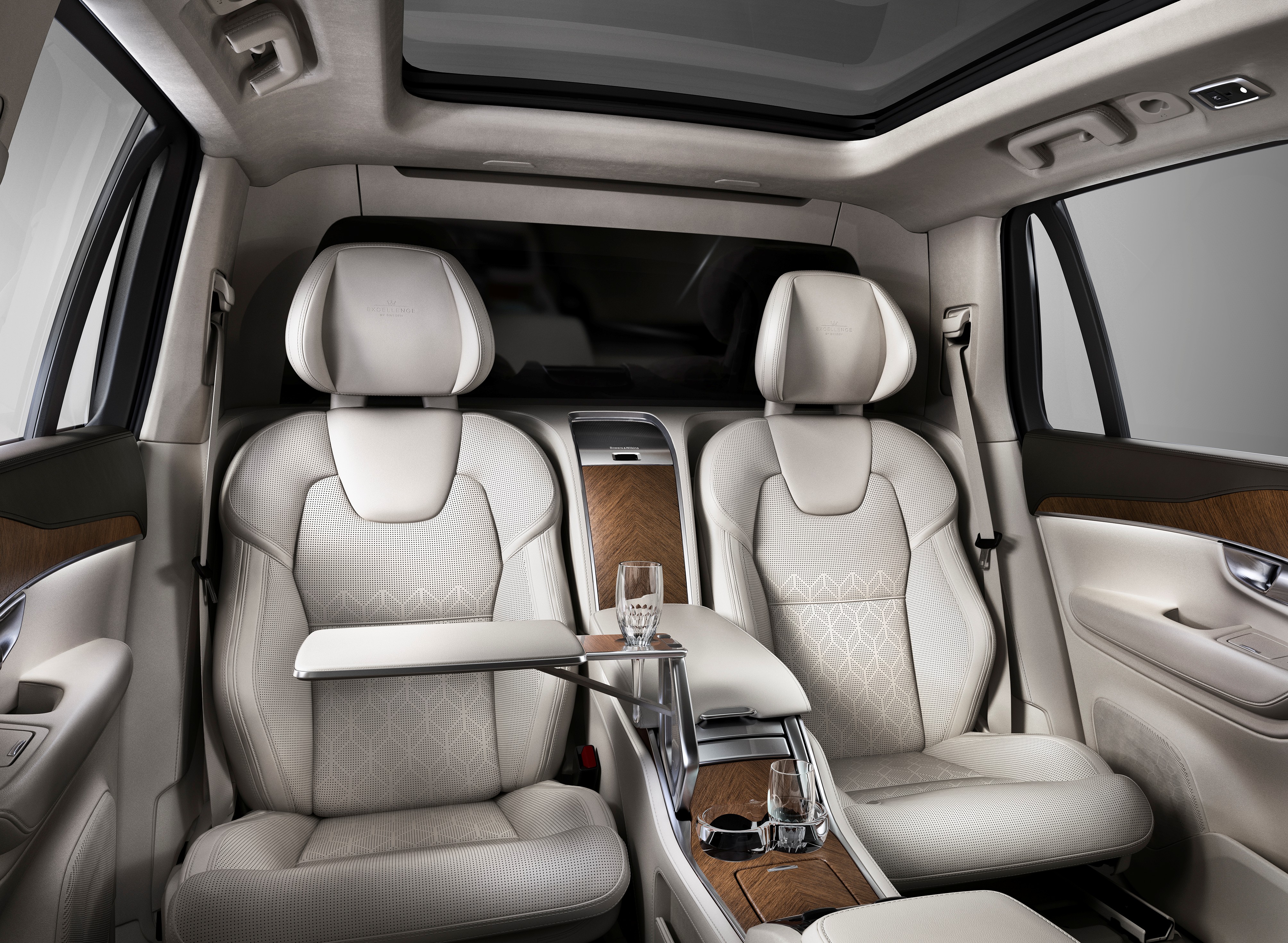 De meest luxe Volvo ooit is een vierzitter XC90 Excellence met extra uitrusting en meer isolatie.