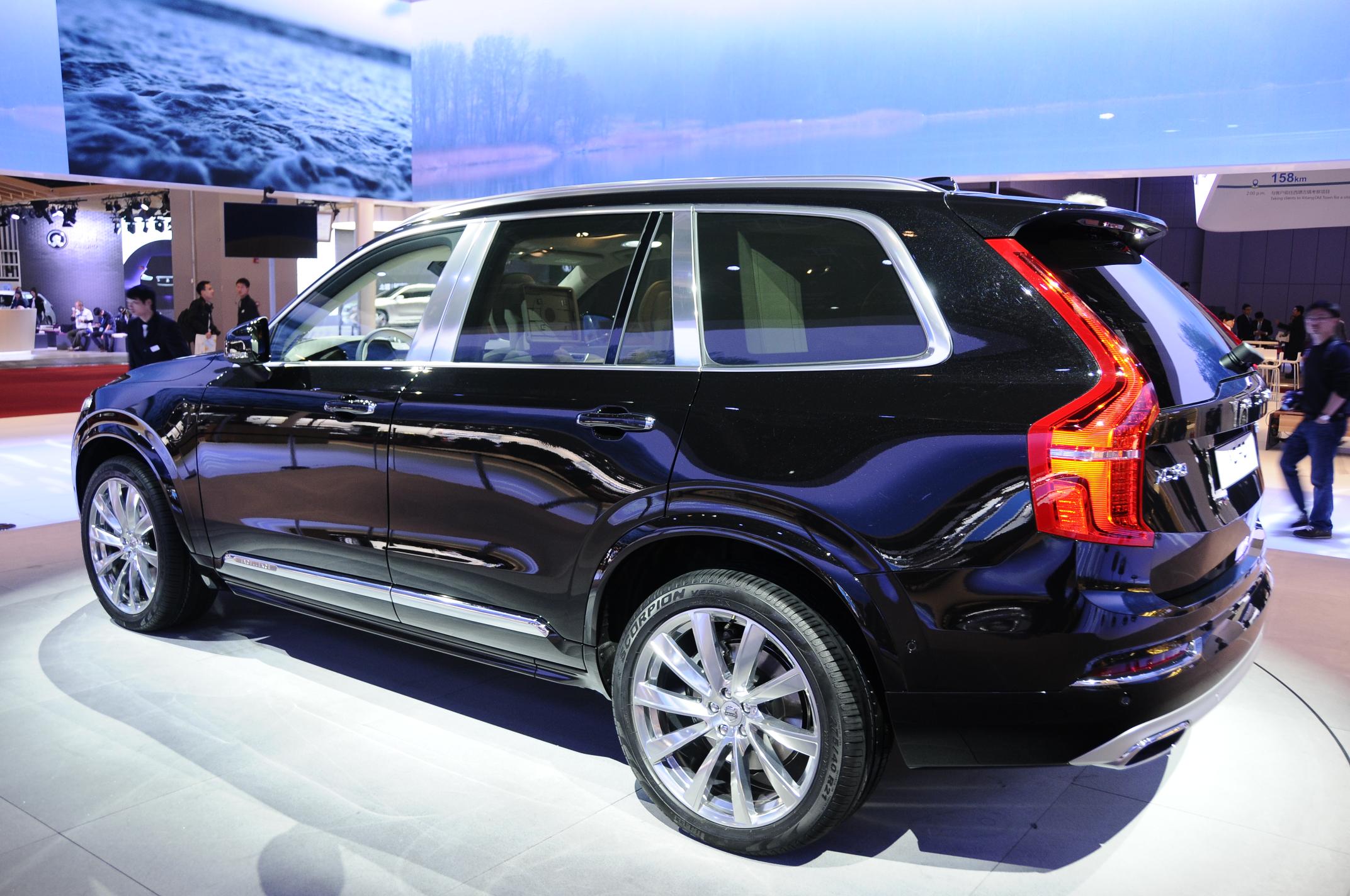Volvo heeft met de XC90 Excellence laten zien dat hun nieuwe SUV is toegerust op de meest veeleisende klant. Binnenkort gaat Volvo het nieuwe topmodel ook online verkopen.