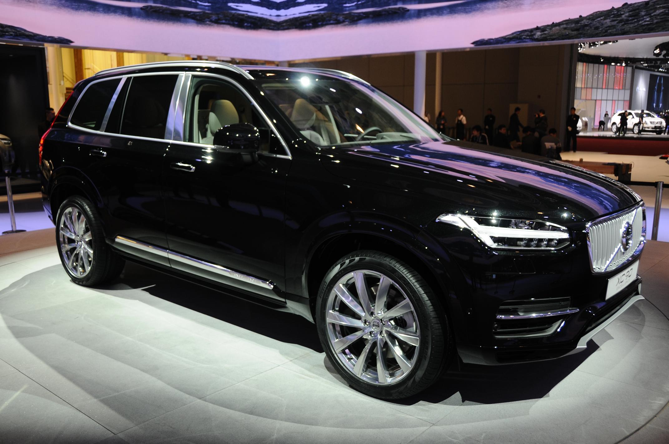 Volvo heeft met de XC90 Excellence laten zien dat hun nieuwe SUV is toegerust op de meest veeleisende klant. Binnenkort gaat Volvo het nieuwe topmodel ook online verkopen.