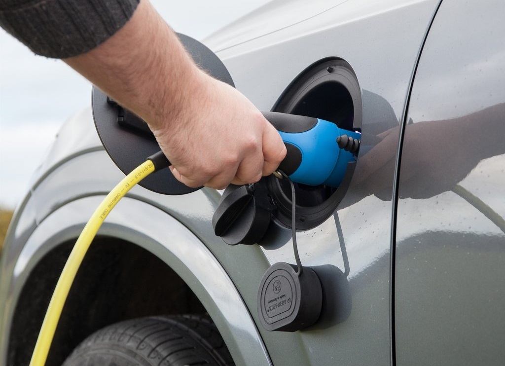 Volvo gaat flink werk maken van het maken van elektrische autos. In 2019 komt de eerste volledig elektrische auto, maar er zijn meer plannen.