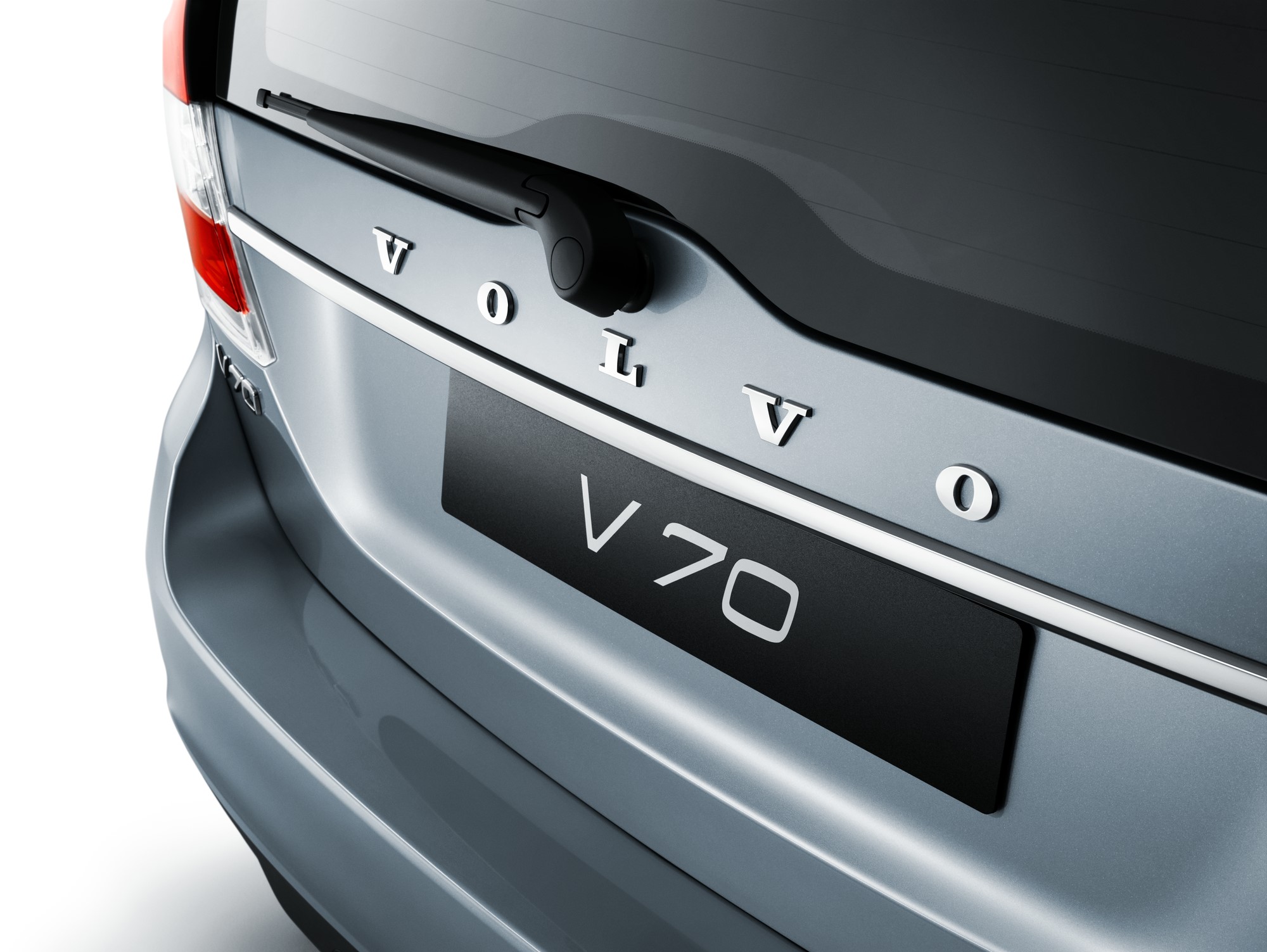 Volvo V70 en XC70 nu leverbaar als Polar en Polar+, met extra luxe voor een scherpe prijs. Beide uitvoeringen zijn verkrijgbaar met benzine- en dieselmotoren.