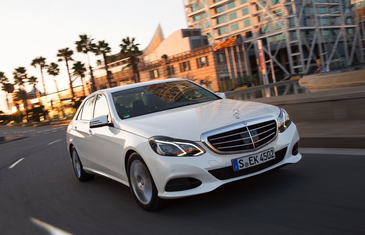 Mercedes introduceert Spring Summer Collection met 2000, 3000 en 6000 euro voordeel op nieuwe Mercedes-Benz modellen.