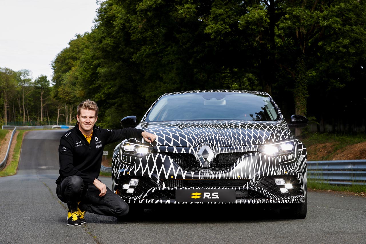 F1-coureur Nico Hlkenberg heeft vandaag in Monaco rijdend mogen optreden met de nieuwe Mgane R.S..