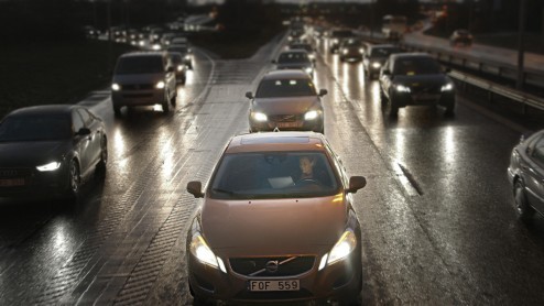 Volvo ontwikkelt zelfrijdende auto. Autonoom rijden vanaf 2017 mogelijk dankzij Drive Me Project in Zweden.