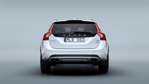 Volvo V60 Cross Country medio 2015 in Nederland. Debuut op Los Angeles Motor Show.
