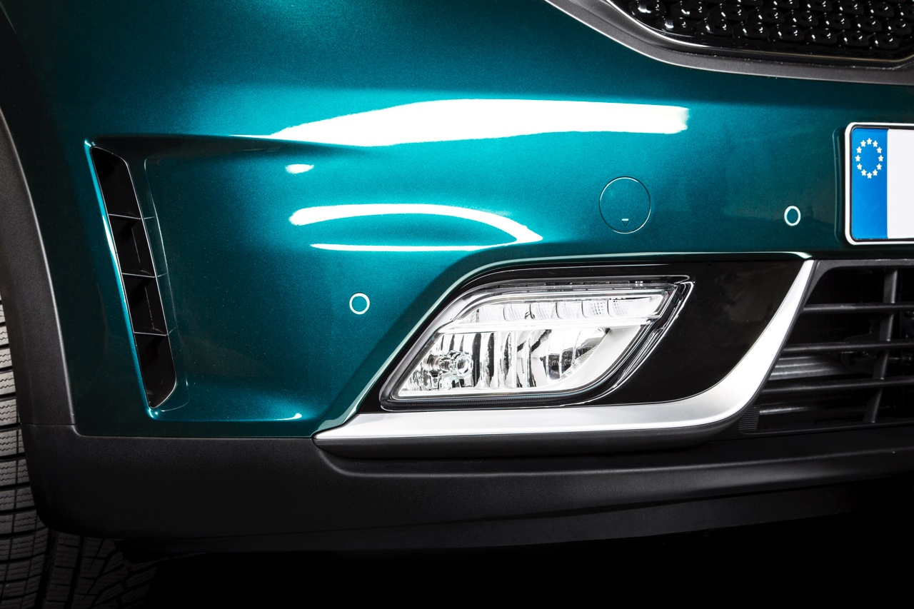 De Kia Niro pakt het als hybride anders aan dan de Toyota Prius. Kia plaatst de Niro tussen de cee'd en Sportage als echte crossover.