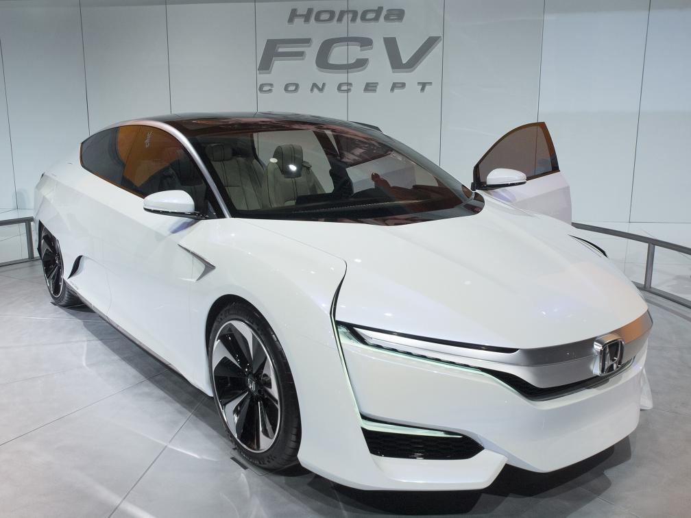Honda komt tussen 2016 en 2018 met een waterstofauto, een plug-in hybride en een volledig elektrische auto.