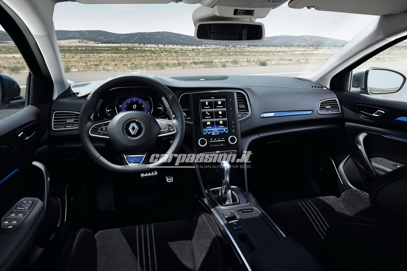 De nieuwe Renault Megane is gelekt, voorafgaand aan zijn wereldpremiere op de IAA Frankfurt 2015.
