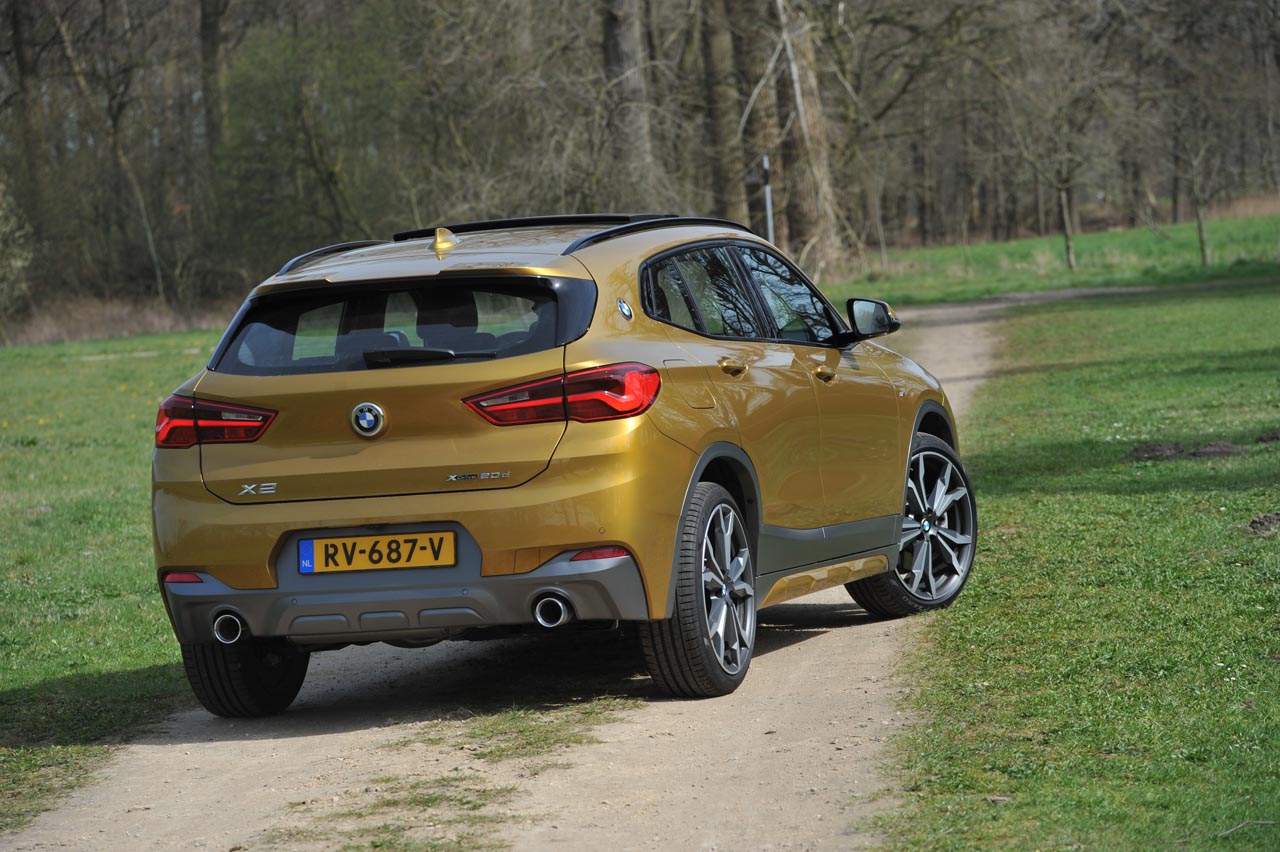 BMW komt met de X2 op dezelfde basis als de X1. Het model is meer een crossover dan een SUV.