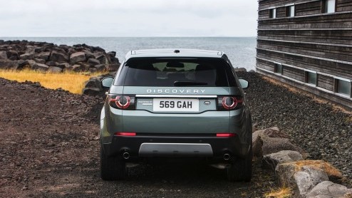 Meld je hier aan voor alle ins and outs over de Land Rover Discovery Sport, de nieuwe veelzijdige compacte SUV. Alle informatie over de nieuwe generatie Discovery.