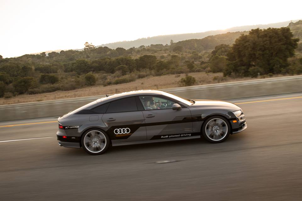 Zelfrijdende Audi A7 Sportback van Silicon Valley naar Las Vegas gereden voor CES 2015.