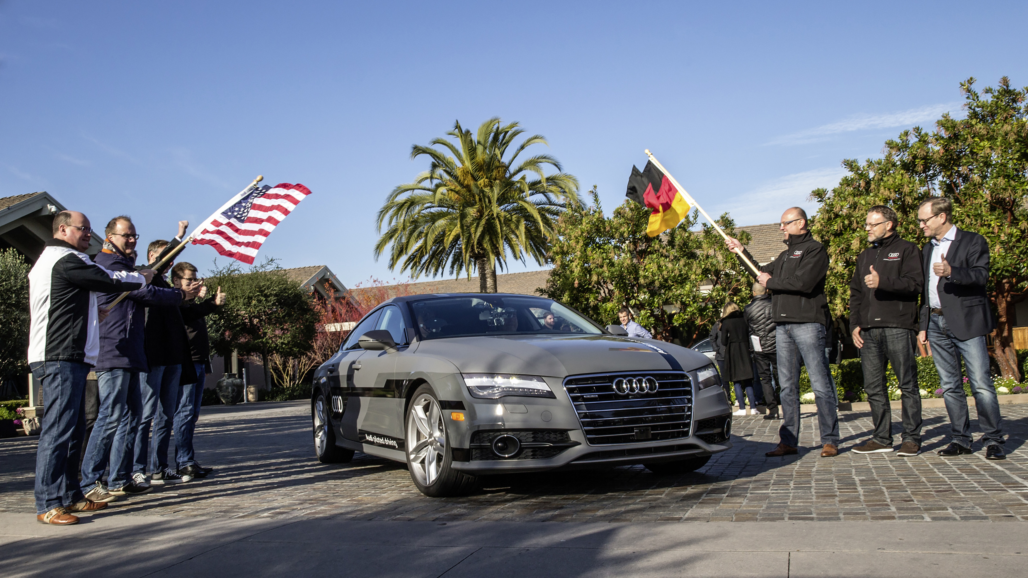 Zelfrijdende Audi A7 Sportback van Silicon Valley naar Las Vegas gereden voor CES 2015.