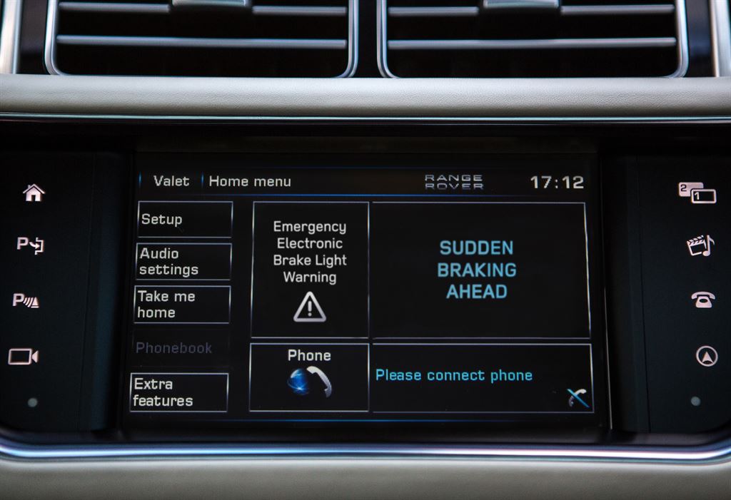 Jaguar en Land Rover doen mee aan het UK-CITE en MOVE-UK project om zelfrijdende auto's menselijker te laten reageren en te laten communiceren met andere auto's en infrastructuur.