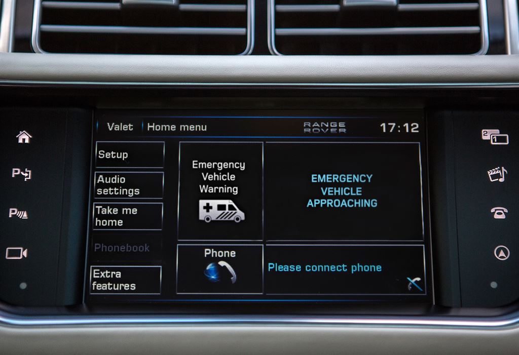 Jaguar en Land Rover doen mee aan het UK-CITE en MOVE-UK project om zelfrijdende auto's menselijker te laten reageren en te laten communiceren met andere auto's en infrastructuur.
