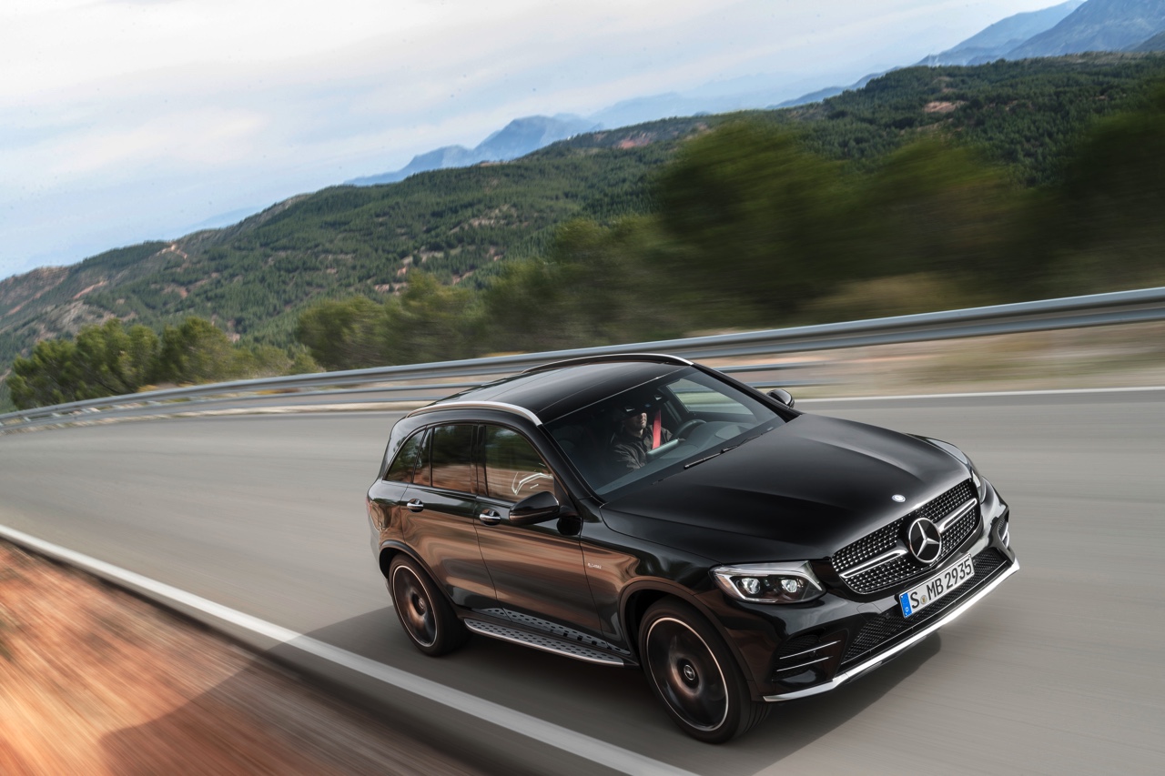 Mercedes voegt een zescilinder toe aan het gamma van de GLC. De 3.0 V6 biturbo is voorbehouden aan de Mercedes-AMG GLC 43 4Matic.