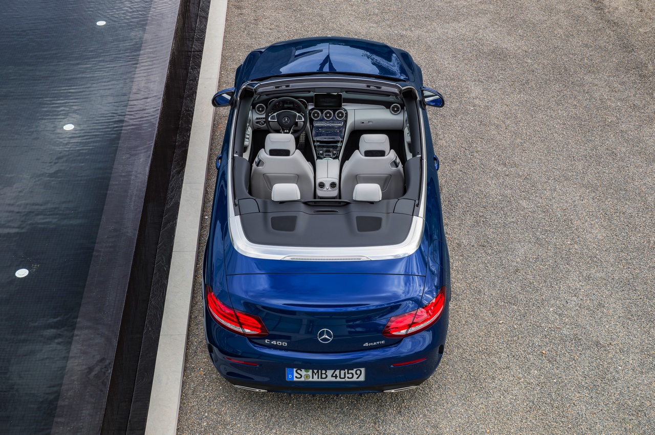 Mercedes-Benz onthult de C-Klasse Cabriolet op de Autosalon van Geneve en introduceert de cabriolet vanaf de zomer in Nederland.