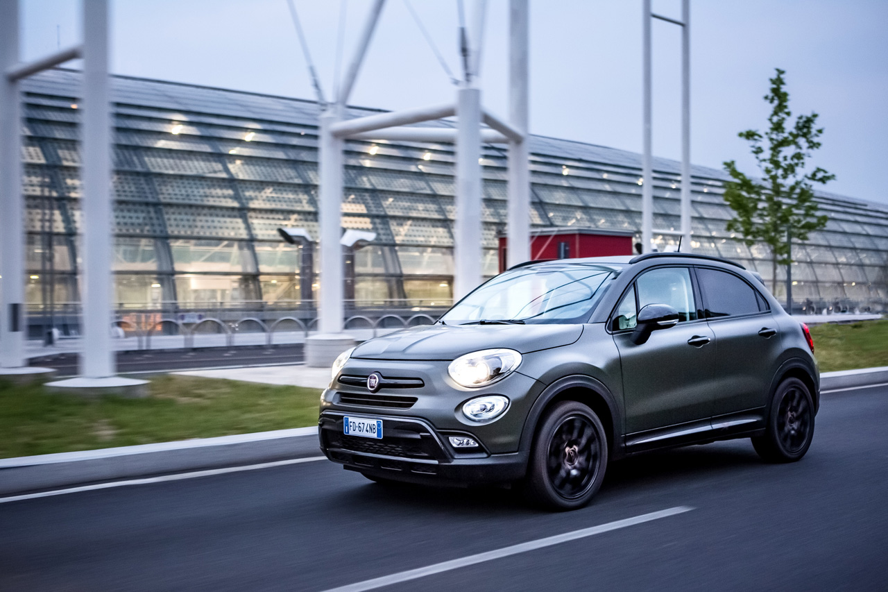 Fiat brengt een speciale editie van de 500X, de S-design met tal van zwarte accenten.