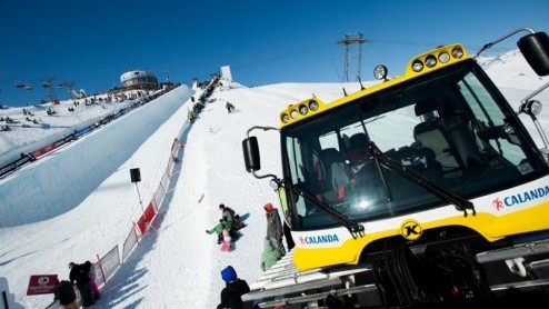 Het nuttige met het aangename verenigen. Dat is wat we hebben gedaan door af te reizen naar Zwitserland en zowel de Autosalon van Genve als het grootste Europese snowboardevenement te bezoeken: Burto
