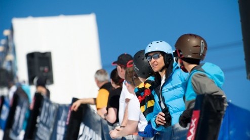 Het nuttige met het aangename verenigen. Dat is wat we hebben gedaan door af te reizen naar Zwitserland en zowel de Autosalon van Genve als het grootste Europese snowboardevenement te bezoeken: Burto