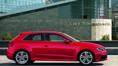 De nieuwe Audi A3 is over precies een maand te bestellen en staat vanaf augustus bij de dealer. Daarom maakt de importeur alvast prijzen bekend. Audi levert de nieuwe A3 vanaf 25.650 euro. Alle uitvoe