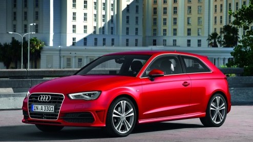 De nieuwe Audi A3 is over precies een maand te bestellen en staat vanaf augustus bij de dealer. Daarom maakt de importeur alvast prijzen bekend. Audi levert de nieuwe A3 vanaf 25.650 euro. Alle uitvoe
