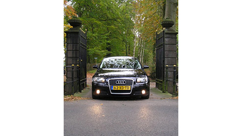 Op welke manier kan een automerk het milieu in ogenschouw nemen en de automobilist ook een plezier bieden? Een eerste stap naar deze win-win situatie is volgens Audi eigenlijk heel simpel: het downsiz