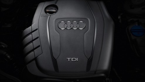 Audi heeft de A4 een nieuw gezicht gegeven. Achter het nieuwe front schuilt een nieuwe stap voorwaarts in efficintie, waarbij de geavanceerde 1.8 TFSI en vernieuwde 2.0 TDI motor speciale aandacht ve