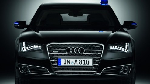 Op zoek naar cht veilig vervoer? Audi is 450 uur aan het studeren geweest hoe hun vlaggenschip A8 in de toekomst nog beter bestand is 'tegen invloeden van buitenaf'. De A8 L Security is inmiddels vri