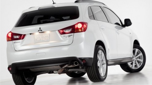Volgende nieuwkomer op de autobeurs in New York is de Mitsubishi Outlander Sport gepresenteerd. De compacte crossover, die bij ons te boek staat als ASX heeft een facelift gekregen.