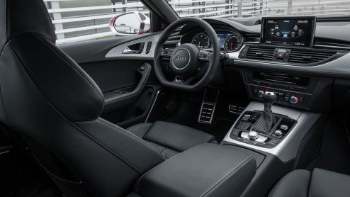 De Audi RS6 Avant is er vanaf 137.900 euro.