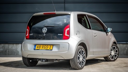 Autoverkopen Nederland in mei 2013 gedaald met 37%. Kia, Jaguar, Dacia en Mitsubishi scoren als enige merk een plus.