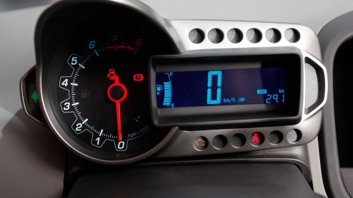 De Chevrolet Aveo zoals we die tot nu toe hebben gekend is bij ons nooit een hoogvlieger geweest. Het model was gebaseerd op de Daewoo Kalos en kon buiten zijn vriendelijke prijskaart niet echt potten