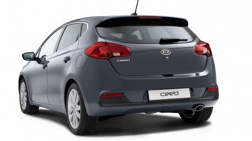 Als Hyundai met de nieuwe i30 komt, kan Kia niet achterblijven. Dit is de nieuwe cee�d! Zoals je ziet is het zeker geen tweelingbroertje. In het tweede kwartaal van dit jaar staat hij in Nederland.
