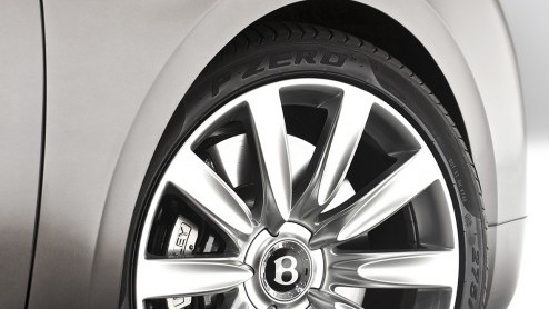Nieuwe Bentley Flying Spur