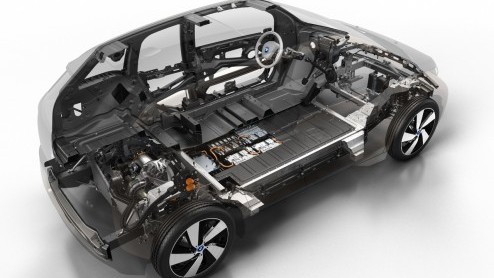 BMW i3 is mondiaal onthuld. Eerste elektrische BMW uit serieproductie, optioneel verkrijgbaar met range extender. Verkoop vindt plaats via BMW i agenten.