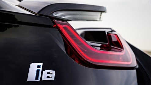 BMW i3 en i8 onthuld tijdens persconferentie IAA Frankfurt 2013.
