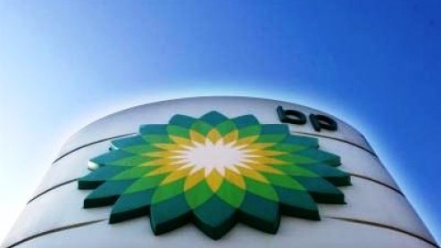 BP heeft vandaag op twee tankstations in Utrecht een snellaadpunt geopend waar elektrische autos in minder dan een half uur kunnen worden opgeladen. Dit is de start van een vierjarige pilot die bedoe