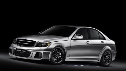 Ook al is de IAA in Frankfurt nog niet begonnen, het nieuws blijft binnenstromen. De Duitse tuner Brabus toont daar met de Brabus Bullit een serieuze boze wolf, gebaseerd op de Mercedes C-klasse.