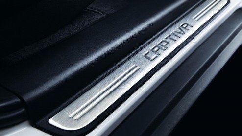 Waarom 39 mille betalen als het er ook 35 kunnen zijn? Chevrolet heeft de prijs van de Captiva 2.4  mede door de gewijzigde BPM-regels - met drieduizend euro verlaagd. Per direct is de SUV ook verkri