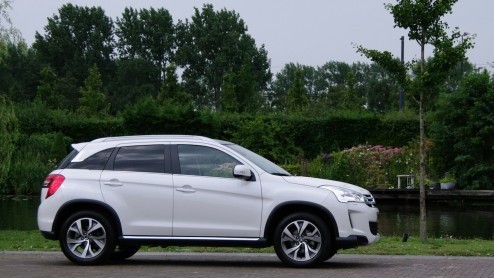 De samenwerking tussen PSA (Peugeot en Citron) en Mitsubishi heeft opnieuw een bastaard opgeleverd, de C4 Aircross. In hoeverre geven de Fransen hun eigen draai aan deze crossover met Japans DNA? We 