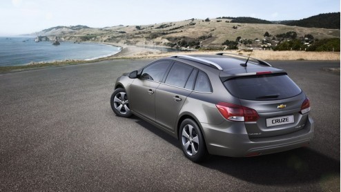 Hij komt er echt aan, de Chevrolet Cruze Wagon. De derde variant uit de Cruze-reeks wordt volgende maand in Genve voorgesteld en komt dit jaar naar ons land. Eindelijk!