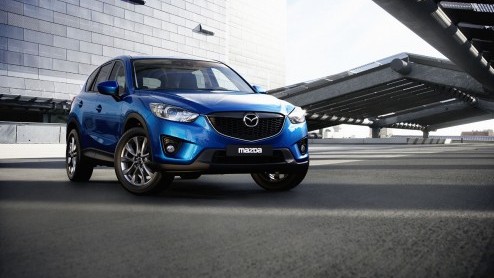 Mazda maakt zich op voor de introductie van de nieuwe CX-5 crossover, die vanaf begin volgend jaar bij de dealer staat. Inmiddels is er een indicatieve vanafprijs te noemen; het instapmodel met 2.0 li